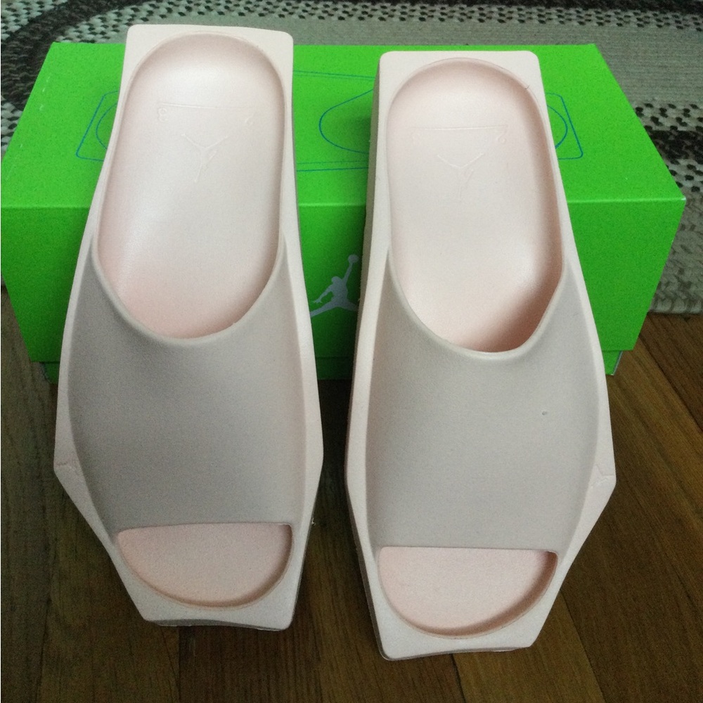 Jordan Hex slides